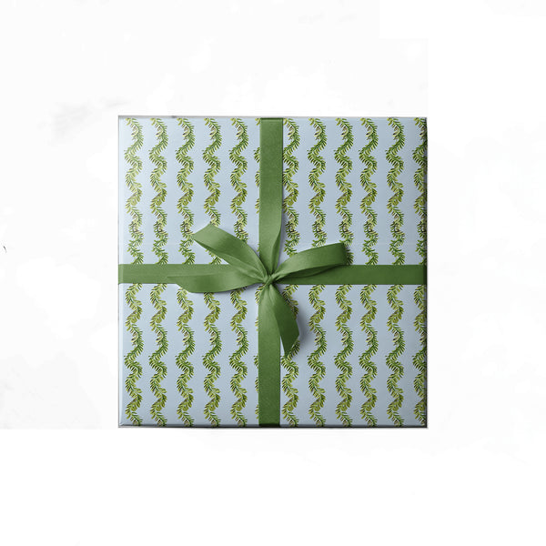 Holiday Garland Gift Wrap