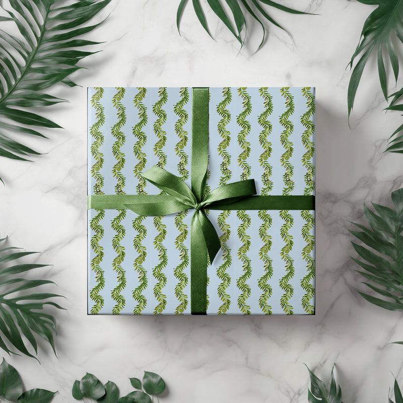 Holiday Garland Gift Wrap